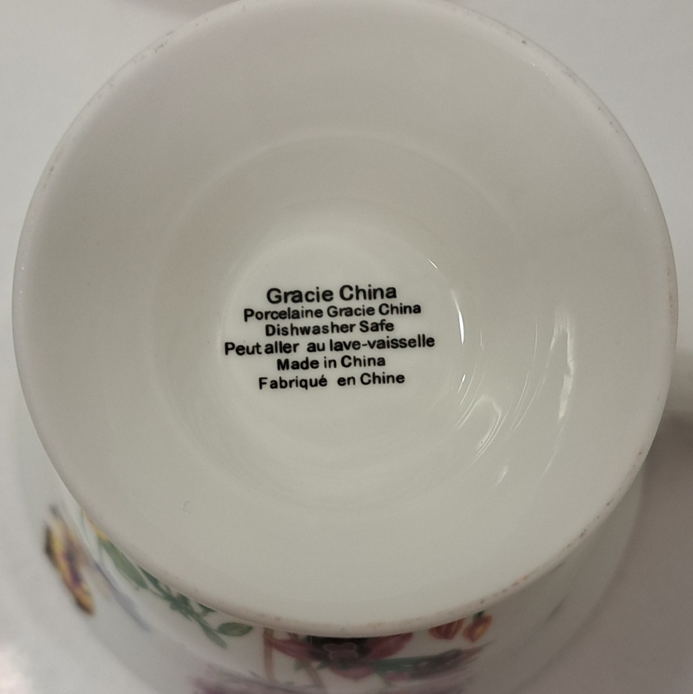 Floral Porcelain Teacup and Saucer Set - Picture 6 of 7